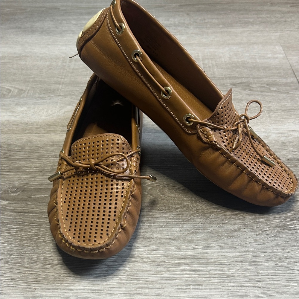 Tory Burch Tan Leather Boat Shoes - Size 6.5